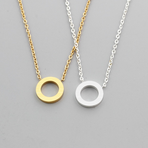 Jewelry - ❤️4 for $20 18k gold plated/Sliver Circle Necklace